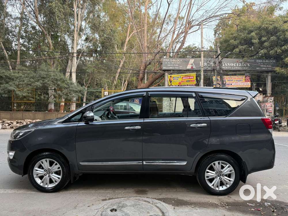 Toyota Innova Crysta 2.8z Automatic, 2018, Diesel
