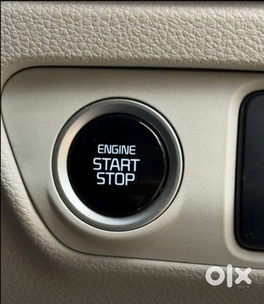 Kia Carens 2023 Diesel 85000 Km Driven