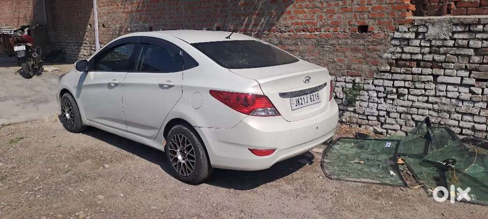 Hyundai Verna 2013 Diesel 88000 Km Driven