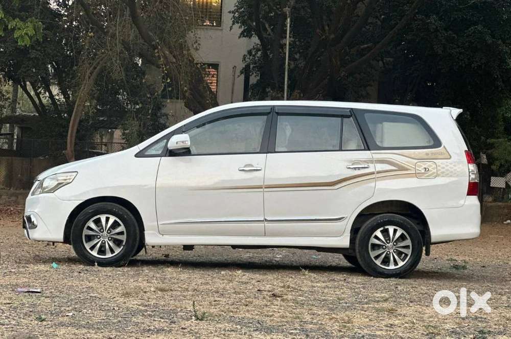 Toyota Innova 2.5 Z Diesel 7 Seater, 2015, Diesel