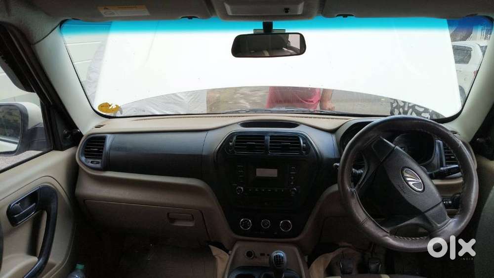 Mahindra Tuv 300 T6, 2015, Diesel