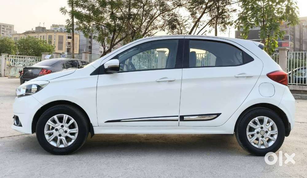 Tata Tiago 1.05 Revotorq Xz, 2018, Petrol