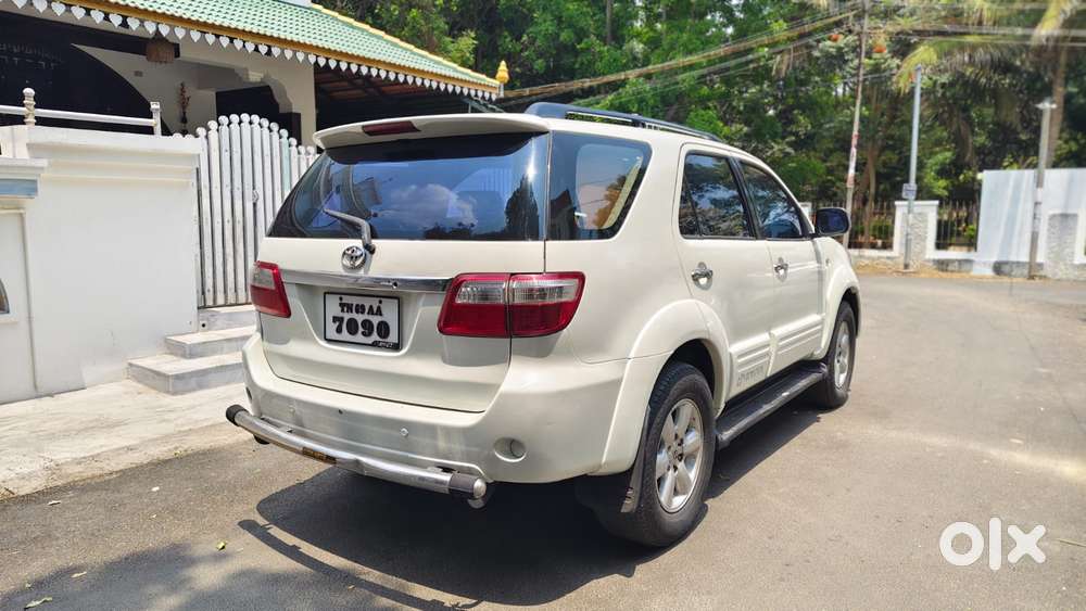 Toyota Fortuner 3.0 4x4 Manual, 2010, Diesel