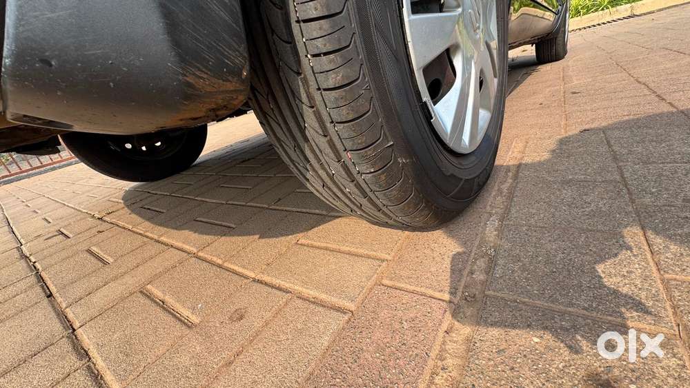 Maruti Suzuki Swift Dzire Vxi(o) Mt, 2013, Petrol