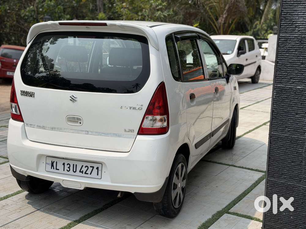 Maruti Suzuki Estilo Lxi, 2010