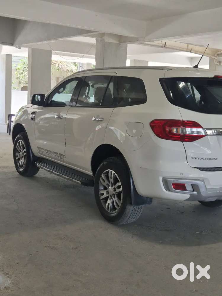 Ford Endeavour 2016 Diesel 212000 Km Driven Showroom Record