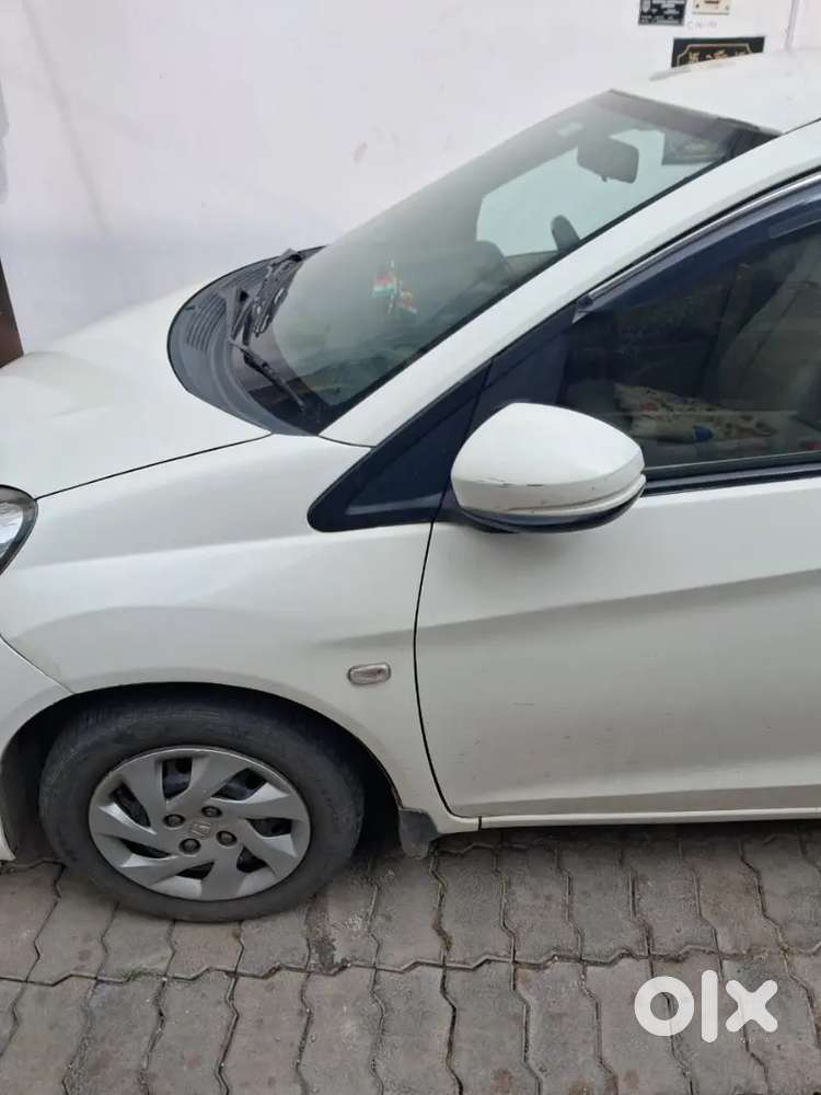 Urgently Sell Honda Amaze 1.5 Smt 2013 Up32