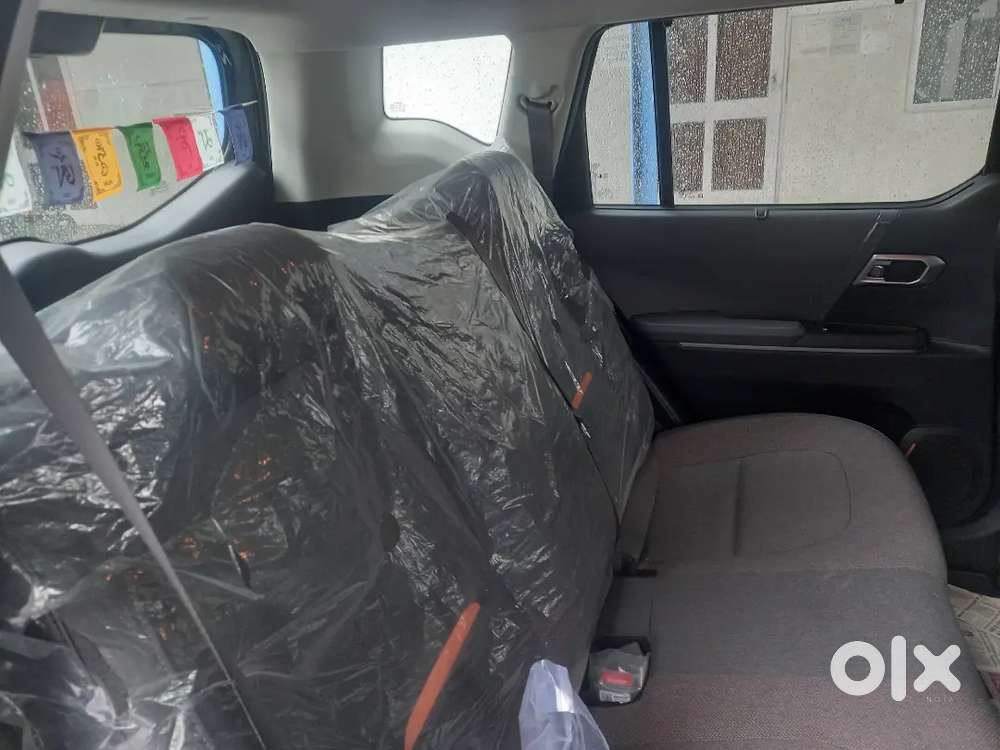 Kia Syros 2025 Petrol 9700 Km Driven