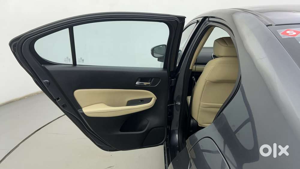 Honda City 1.5 Zx Cvt I-vtec, 2023, Petrol