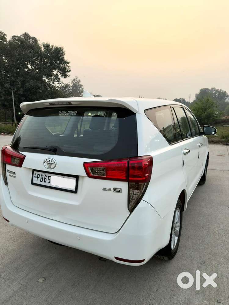 Toyota Innova Crysta 2.4 Gx Mt, 2017, Diesel