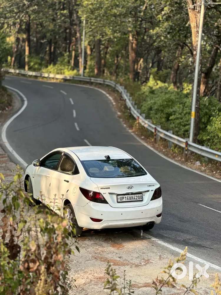 Hyundai Verna 2012