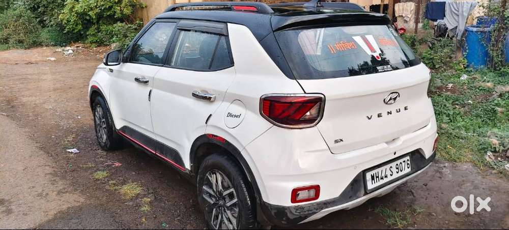 Hyundai Venue Diesel 2021
