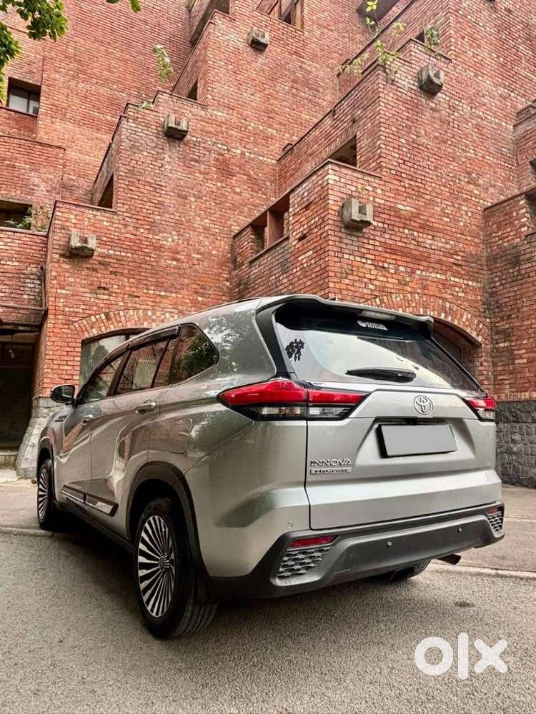 Toyota Innova Hycross 2.0 Gx 7 Str, 2023, Petrol