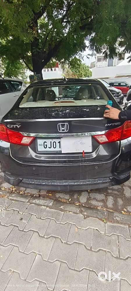Honda City V Petrol 2022