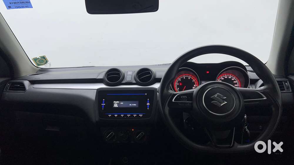 Maruti Suzuki Swift Vvt Vxi, 2021, Petrol