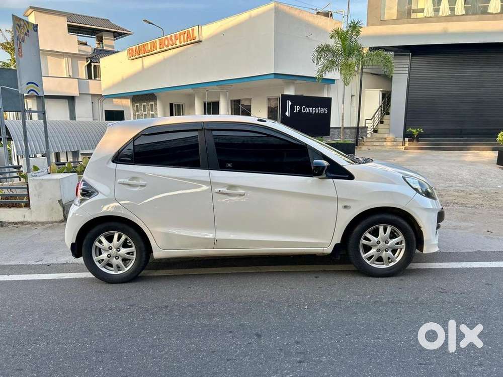 Honda Brio 2014 Petrol Well Maintained