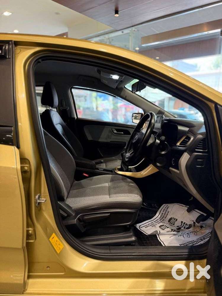 Tata Altroz Xz, 2022, Petrol