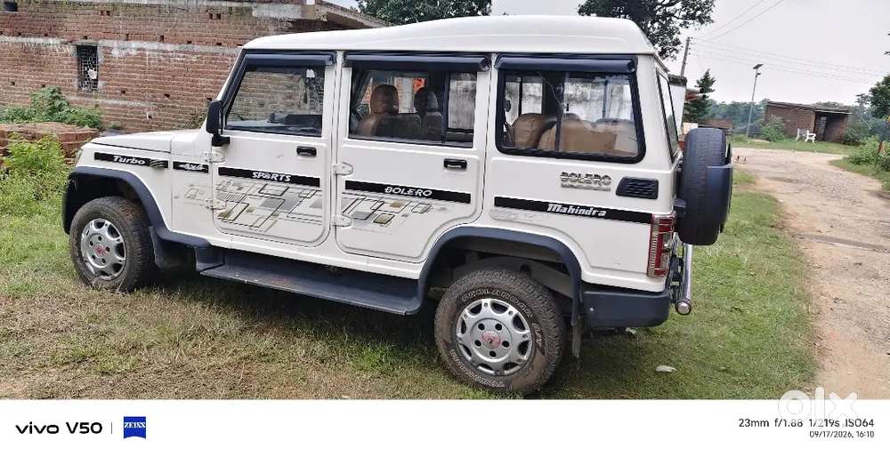 Mahindra Bolero Di Ac Model 13 December Original Paint Mein Gadi Hai