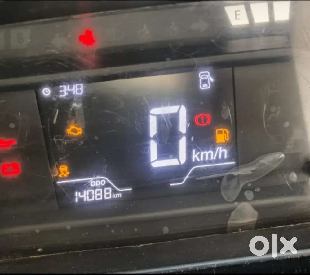 Tata Punch 2025 Cng & Hybrids 14000 Km Driven