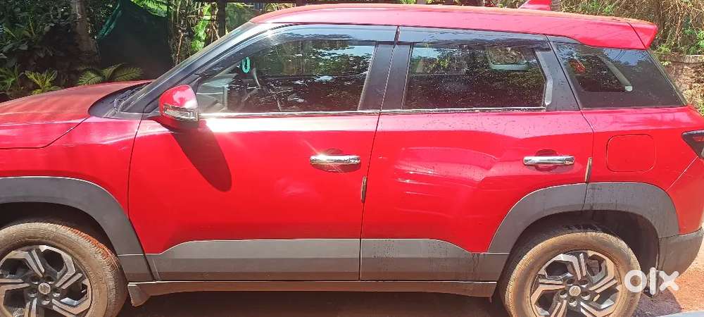 Maruti Brezza Vxi Smart Hybrid In Good Condition