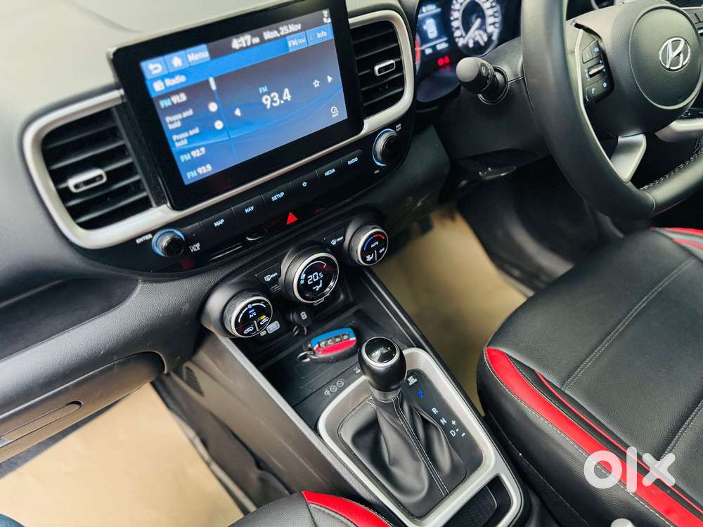 Hyundai Venue Sx Plus Turbo Dct, 2022, Petrol