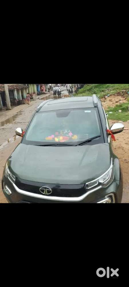 Tata Nexon Top Model With Sunroof Lesss Used Car Self...