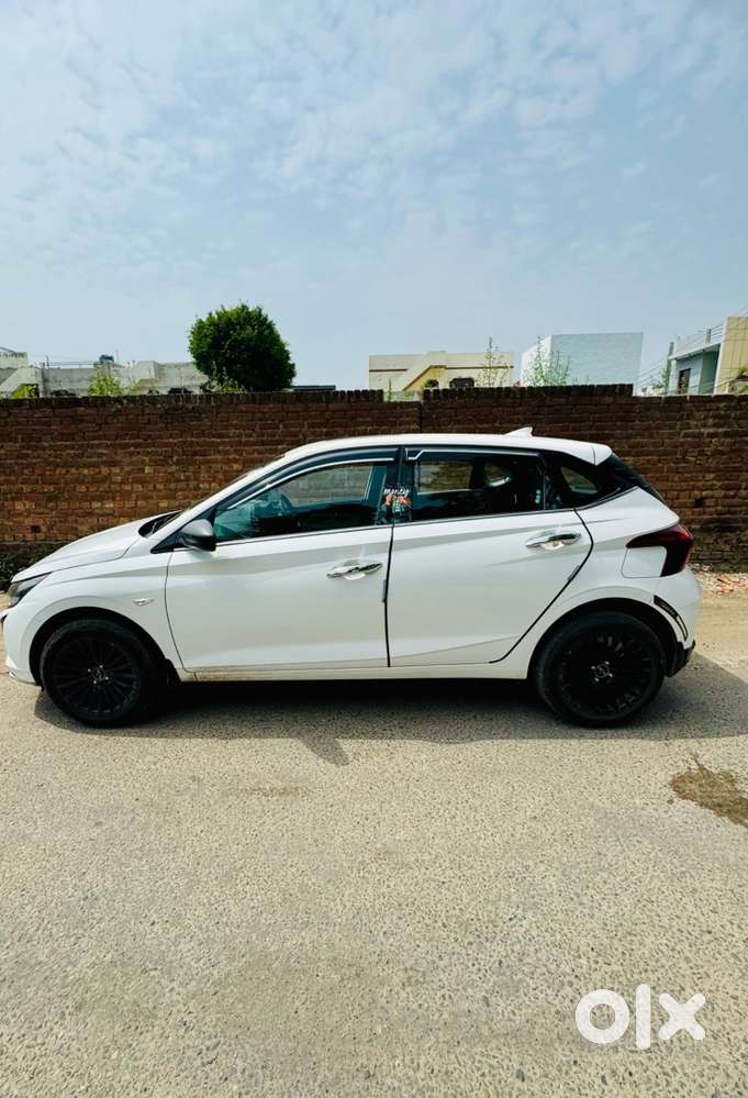 Hyundai I20 1.2 Magna Petrol 2015