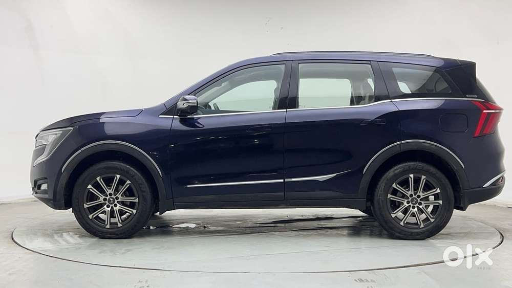 Mahindra Xuv700 2.2 Ax 7 Diesel At Luxury Pack Str, 2021, Diesel