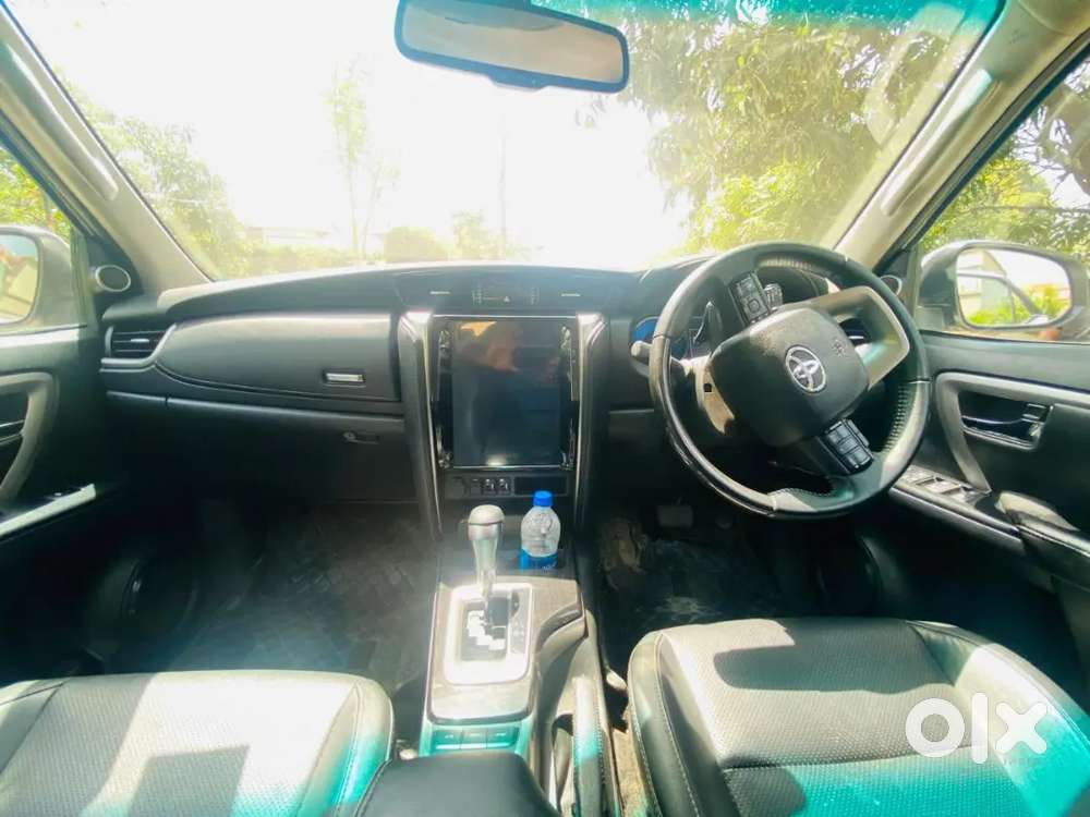 2023 / 2023  Toyota Fortuner 4x2 Auto