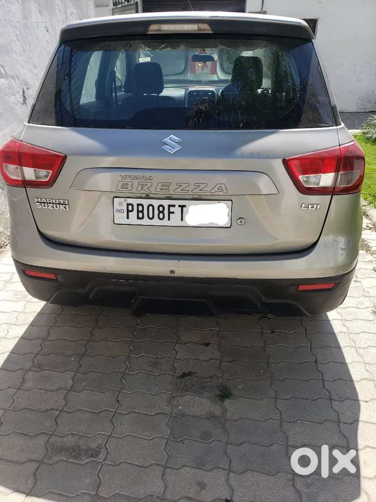 Maruti Suzuki Brezza 2016 Diesel 100000 Km Driven