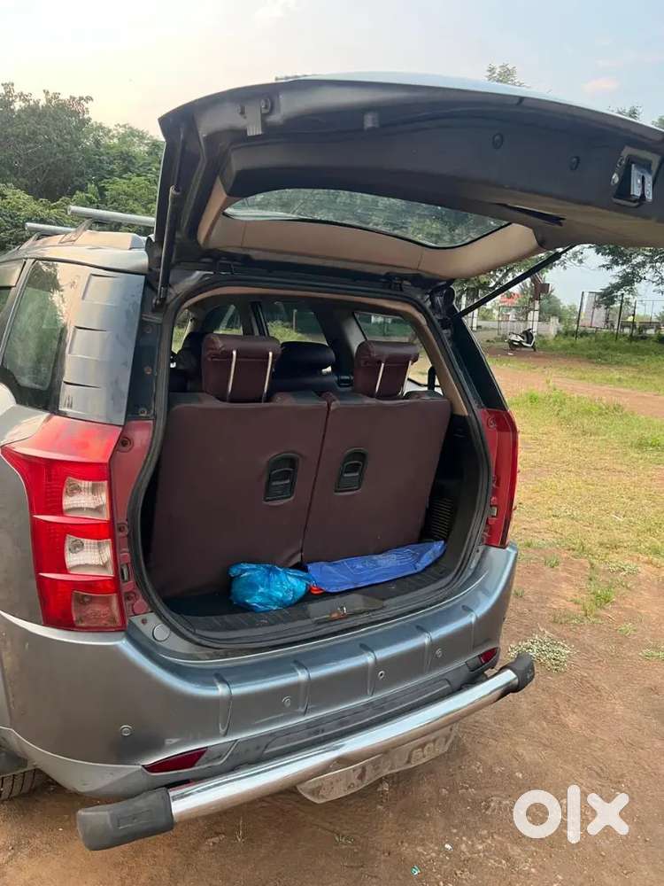 Mahindra Xuv500 W6