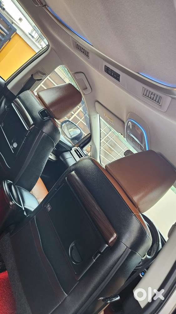 Toyota Innova Crysta 2.8z Automatic, 2019, Diesel