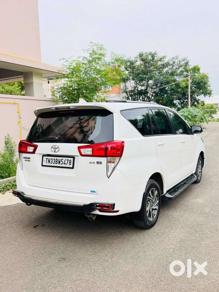 Toyota Innova Crysta 2.4 Gx 8 Str, 2022, Diesel