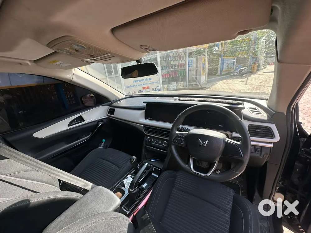 Mahindra Xuv700 Ax 5 2022