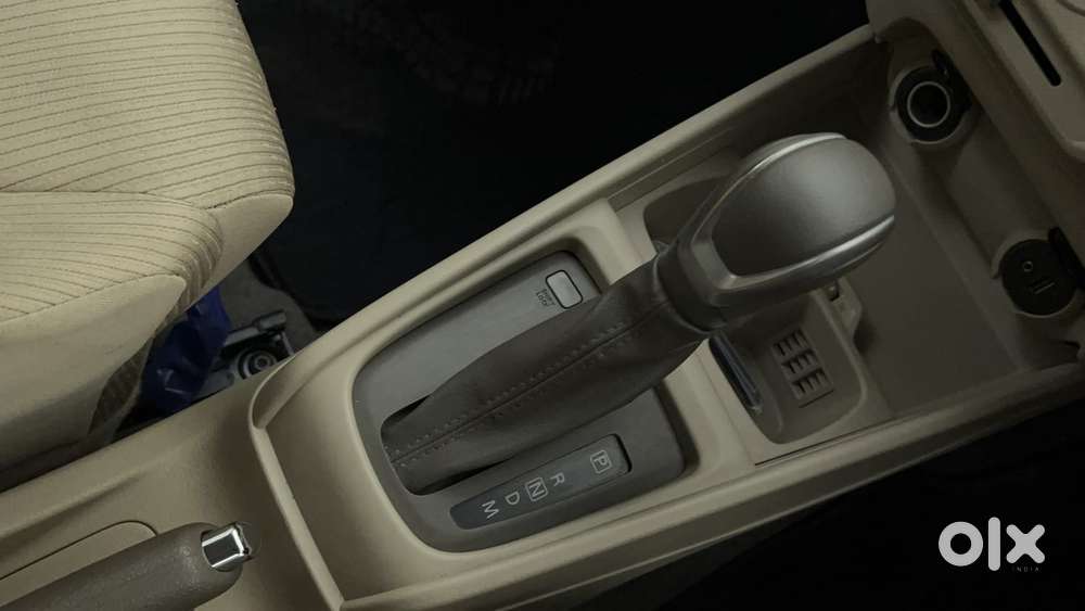 Maruti Suzuki Ertiga Vxi At, 2023, Petrol