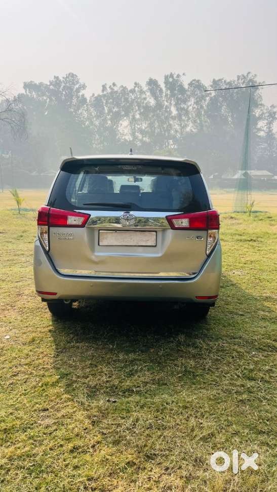 Toyota Innova Crysta 2.4 G Mt 8s, 2018, Diesel