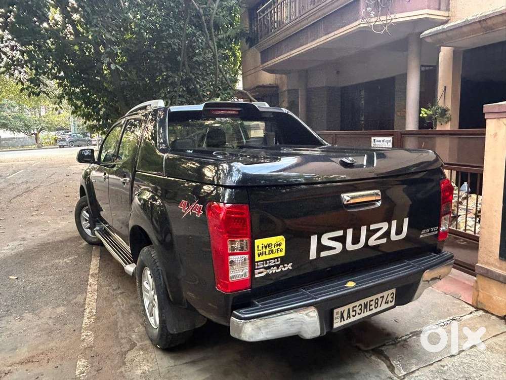 Isuzu V-cross 2017 Diesel Well Maintained