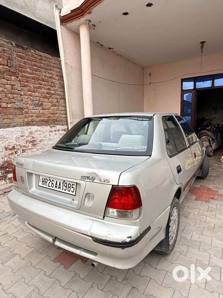 Maruti Suzuki Esteem Petrol 2005