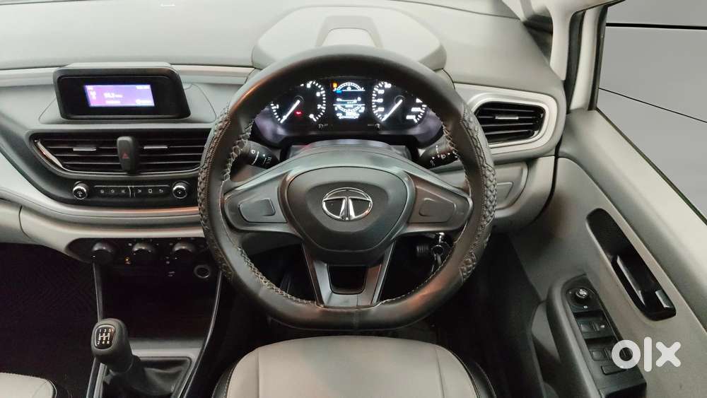 Tata Altroz 1.2 Xm, 2021, Petrol