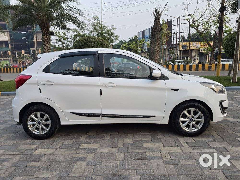 Ford Figo 1.2p Titanium Plus Mt, 2019, Petrol