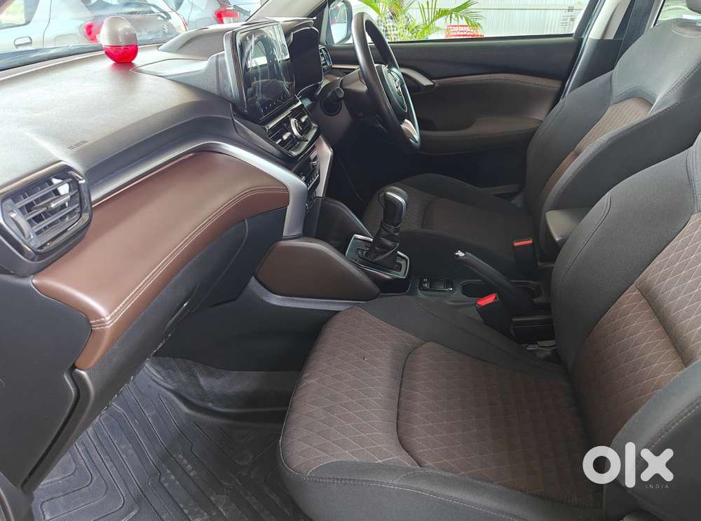 Toyota Urban Cruiser Hyryder 1.5 G Hybrid, 2025, Petrol