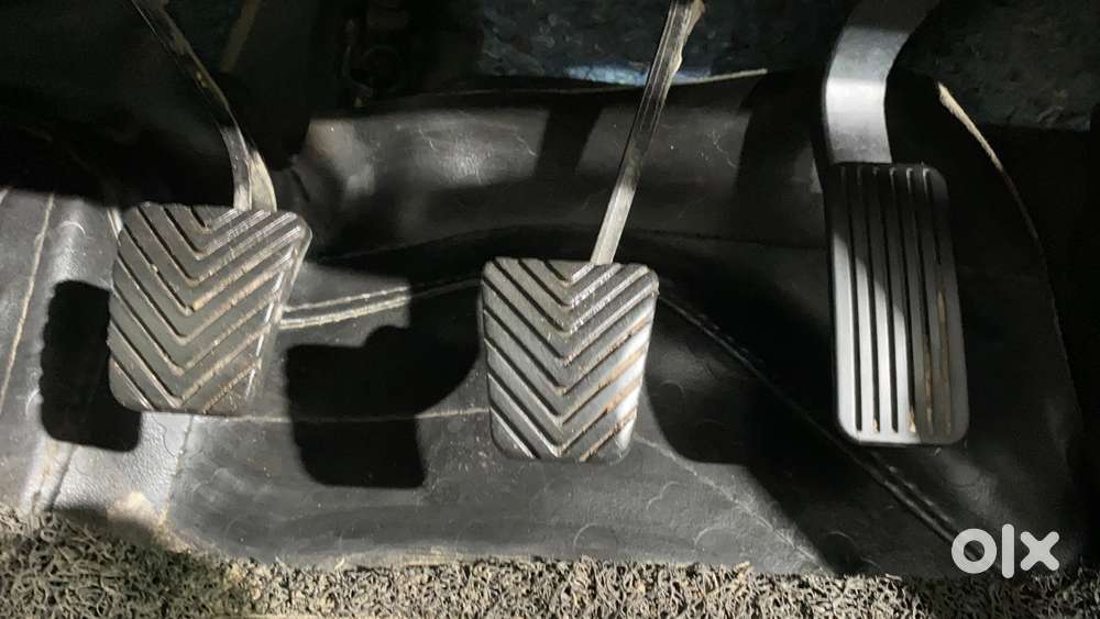 Kia Carens 1.4 Luxury Plus Dct 7 Str, 2022, Petrol