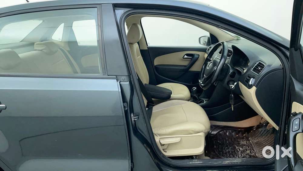 Volkswagen Ameo 1.2 Mpi Highline 16 Alloy, 2016, Petrol