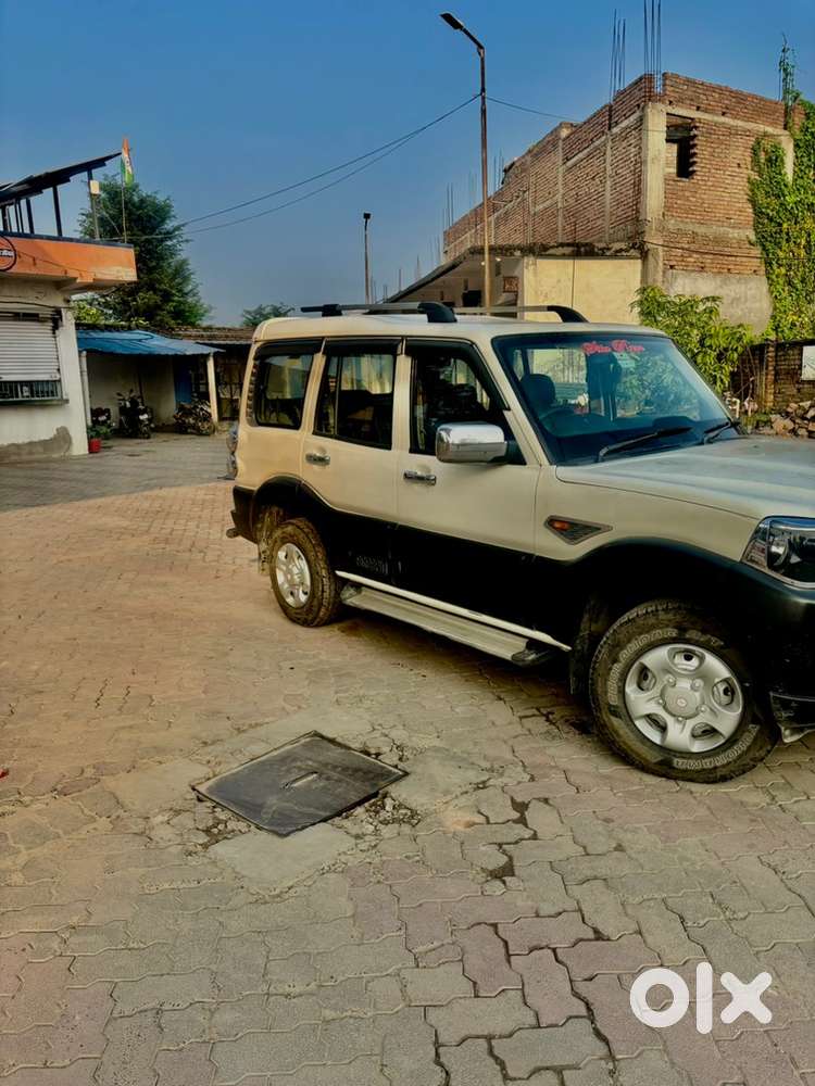 Mahindra Scorpio Diesel Manual 2016