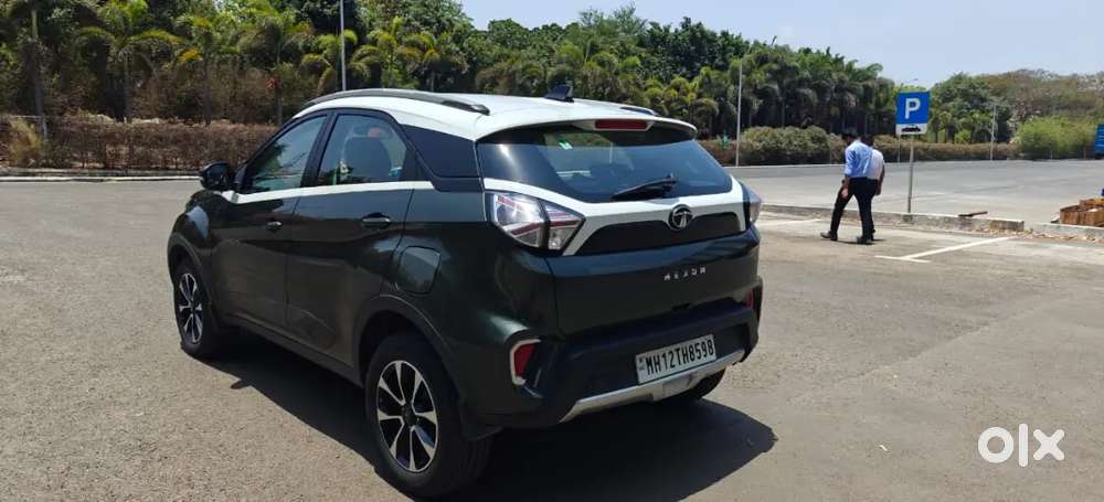 Tata Nexon Diesel Automatic With Sunroof 2021