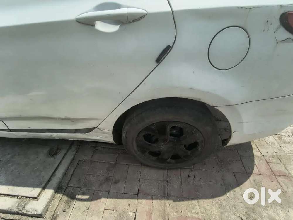 Hyundai Verna 2013 Diesel 800000 Km Driven