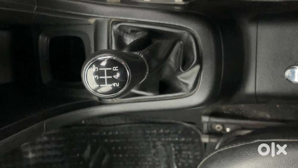 Maruti Suzuki Swift Vxi, 2015, Petrol