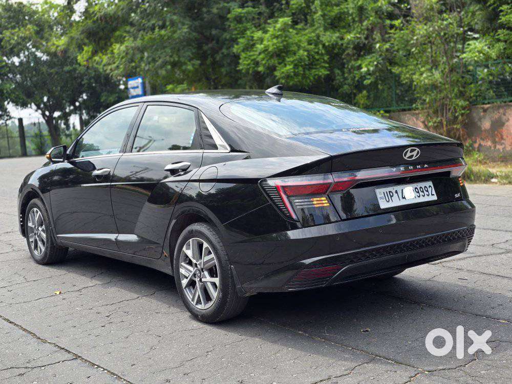 Hyundai Verna 1.5 Sx Petrol Mt, 2023, Petrol