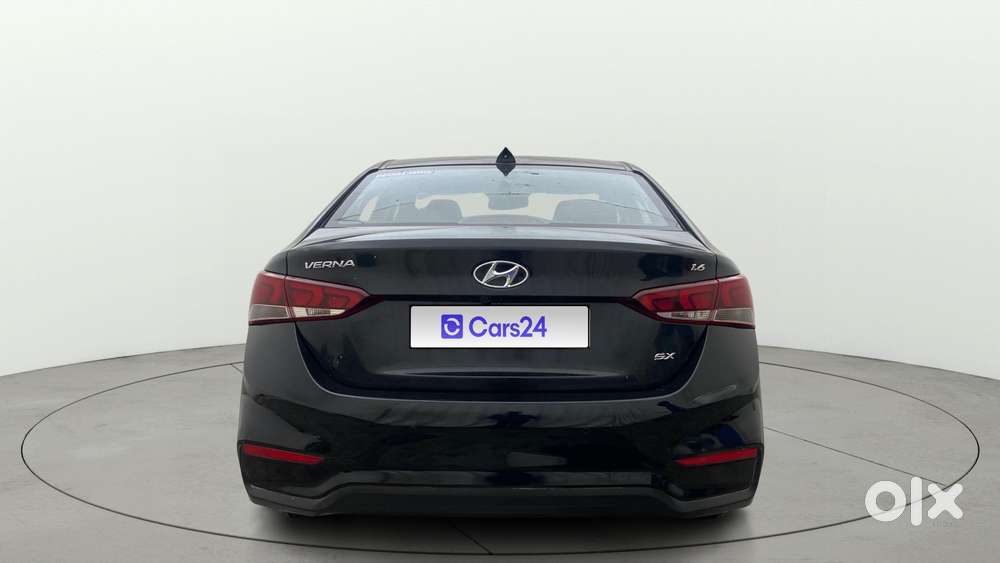 Hyundai Verna 1.6 Sx (o) Vtvt, 2017, Petrol