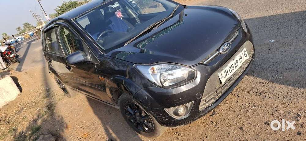 Ford Figo 2012-2015 Diesel Celebration Edition, 2012, Diesel